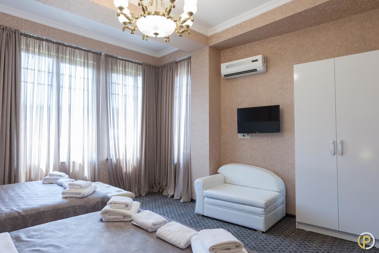 Отель Hotel Piazza Тбилиси-20