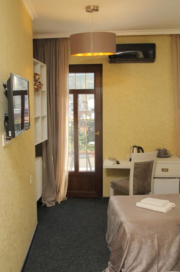 Отель Hotel Piazza Тбилиси-40